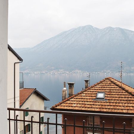 The Romantic Village House - Apartments With Lake View Colonno Exterior photo